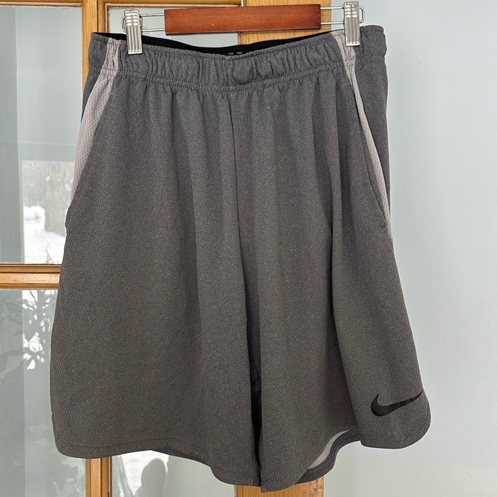 Used Nike grey shorts medium